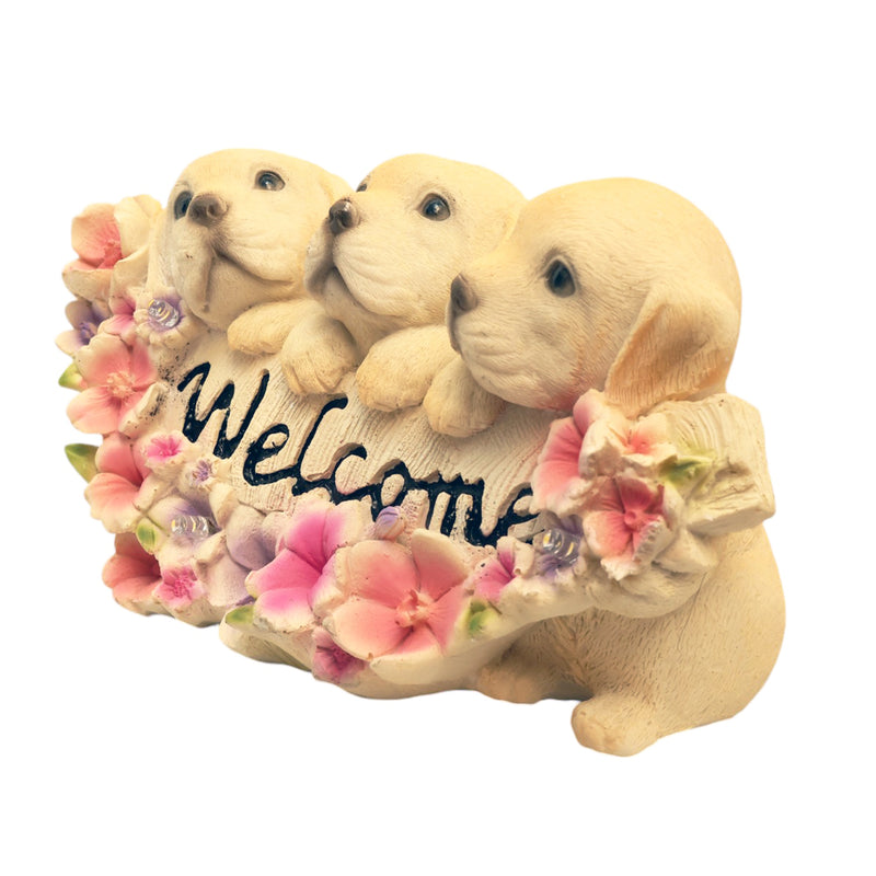 Three Dogs Welcome Sign Solar Light Figurine