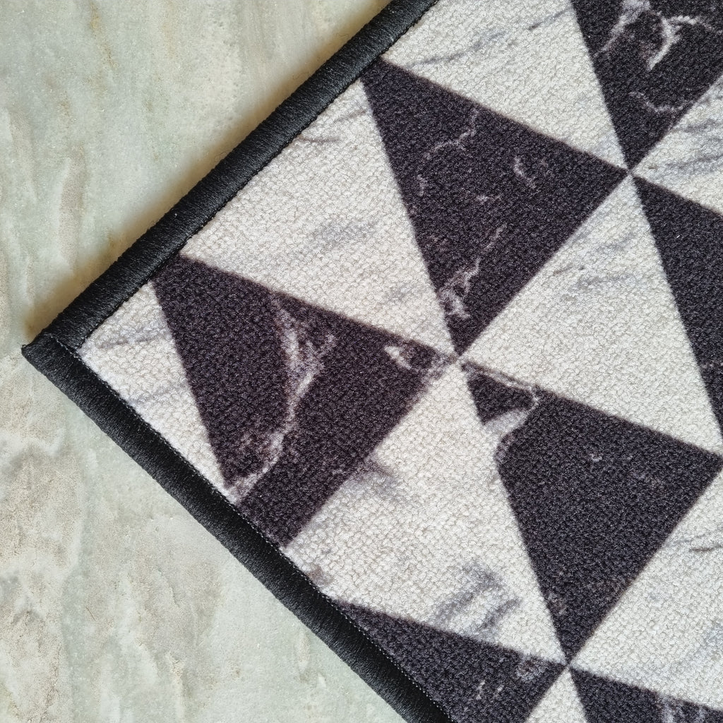 Geometric Marble triangles Anti-Slip Doormat - Black Set of 2